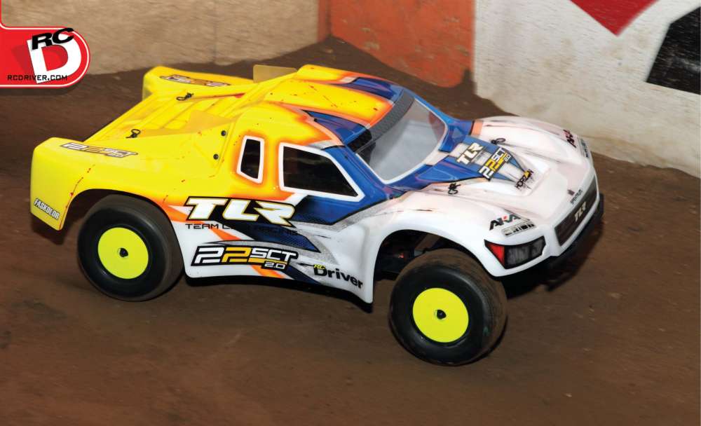 Team-Losi-Racing-22SCT-RC-Short-Course-Truck-Review-3