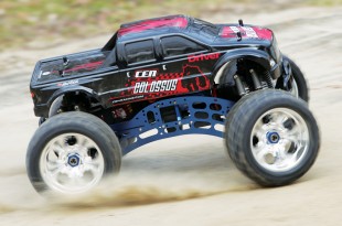 Review: CENRacing Colossus GST-E Monster Truck