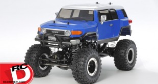 Tamiya - Toyota FJ Cruiser on CR-01 Chassis copy