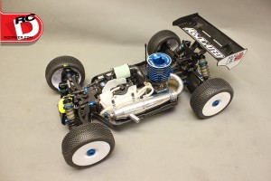 Team Associated RC8B3