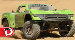 Axial Racing - Yeti SCORE RTR 4wd Trophy Truck_3 copy