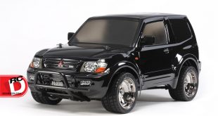 Tamiya - Mitsubishi Pajero with Custom Lowrider Black Body – CC01 copy
