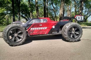 Redcat Shredder 1-6 Scale RTR Brushless Electric Monster Truck_3