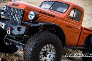 Pro-Line 1946 Dodge Power Wagon
