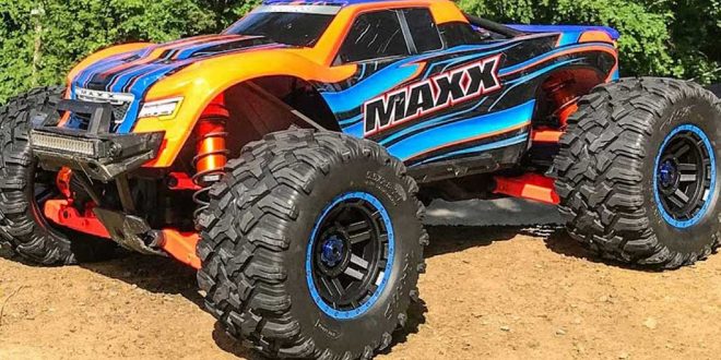 First Bash With Project Traxxas Maxx Build