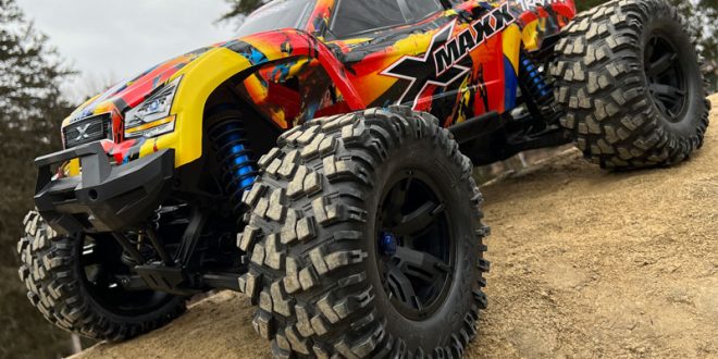 Traxxas X-Maxx 8S 4x4 Monster Truck Overview
