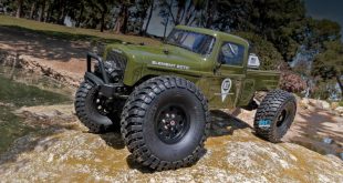 Element RC Enduro Ecto Trail Truck In Green