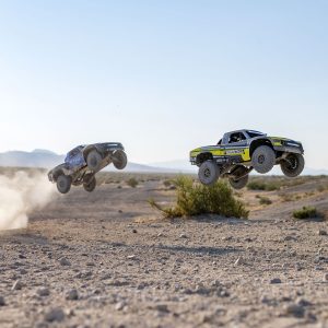 Must-see Losi RTR off-road trucks