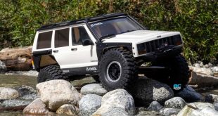 Axial SCX10 III Jeep Cherokee XJ Rock Crawler